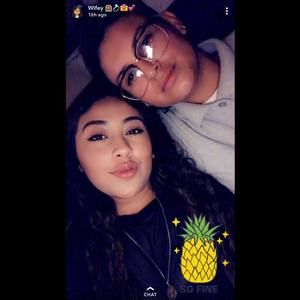 Meet your Posher, Dee